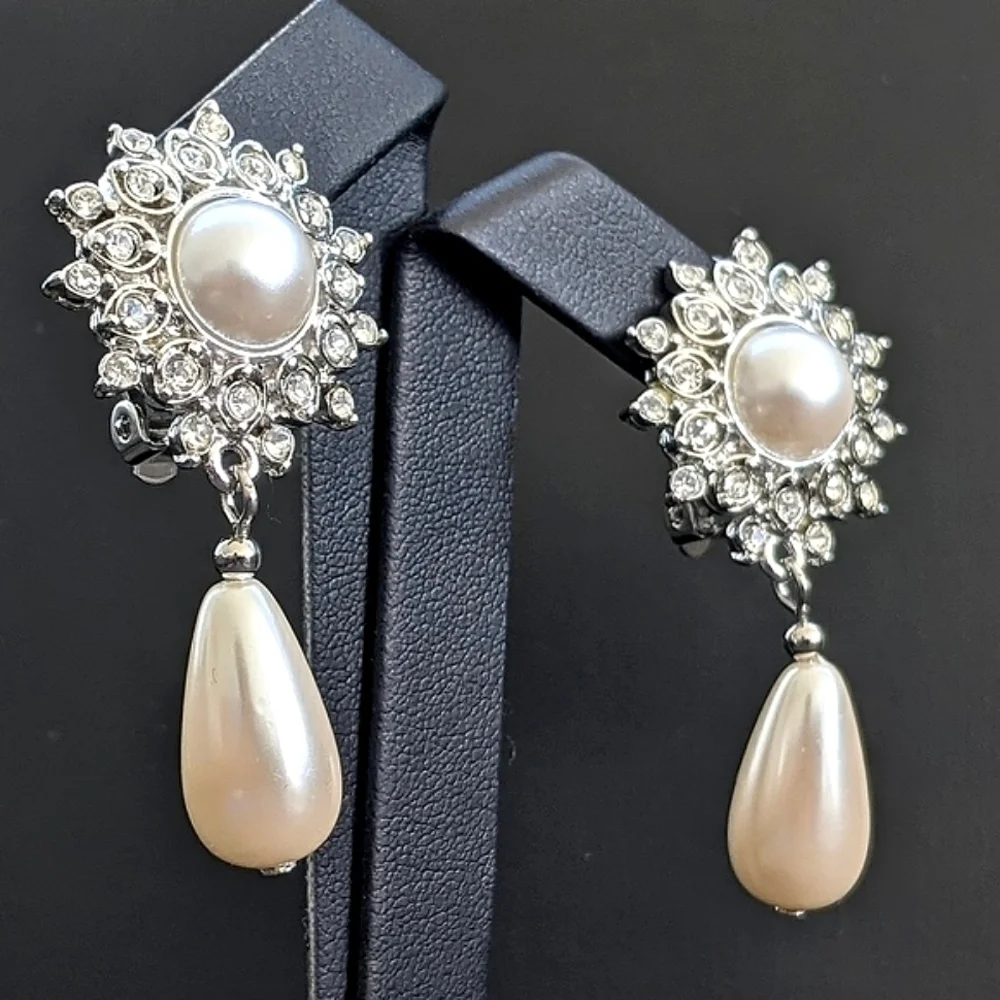 ERWIN PEARL Vintage Rhinestone Sunburst Faux Pearl Teardrop Drop Earrings - Picture 4 of 6